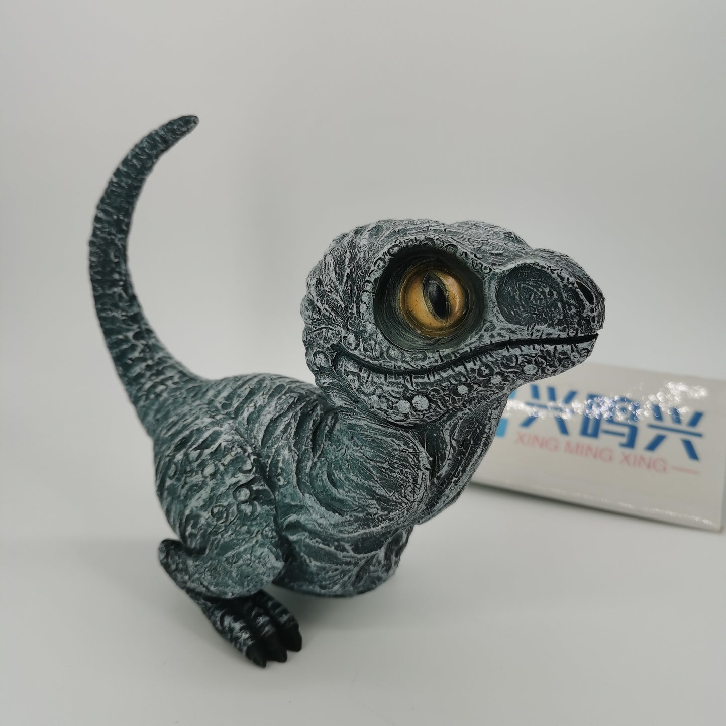 Cute Dinosaur Garden Statues Resin Velociraptor Ornament Realistic Dinosaur Statue For Garden Office Table Decor Kids Gifts